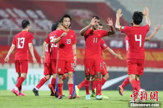 国足冲击世界杯之路这些细节感人请继续为他们呐喊