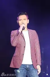 杨宗纬音乐节首唱山丘致敬李宗盛