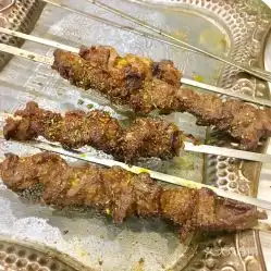 大漠楼兰新疆美食牡丹园店的特色烤串好不好吃用户评价口味怎么样北京美食特色烤串实拍图片大众点评