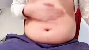 小胖胖的大肚肚