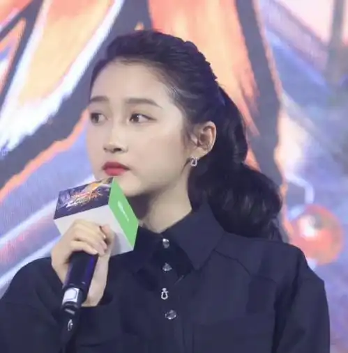 众星现最后的赢家发布会关晓彤变圆润赵又廷成行走表情包