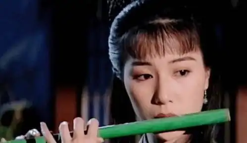 黄衫女和谁学的九阴白骨爪不是杨过,答案在她的八位侍女身上