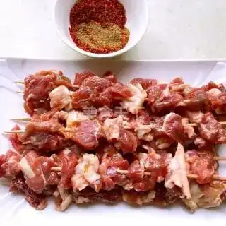 5款美味的烤羊肉串,冬季必做的居家小吃