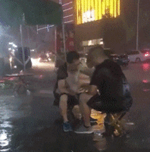 羡慕的表情包gif轮椅