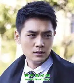 胖脸男生适合什么发型