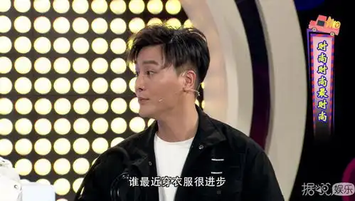 不想像关晓彤那样穿成表情包赶紧跟这些时尚设计师学搭配吧