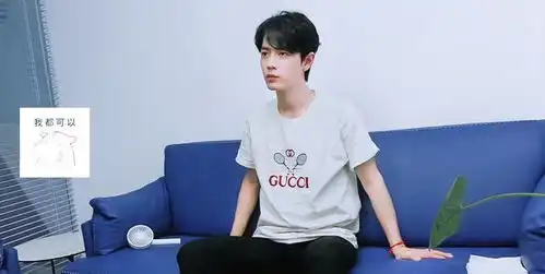 新鲜热乎的肖战,品尝北京小吃的表情亮了,带伤营业的他让人心疼
