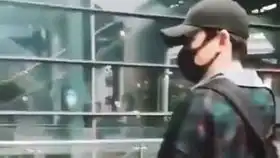 我觉得这是居老师看了沙雕表情包后心里的想法没错了