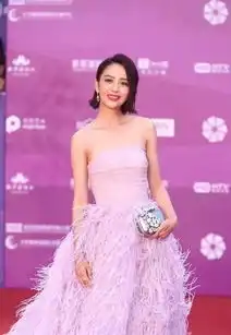 关晓彤这次红毯造型,哎呦居然还不错
