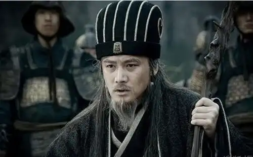 诸葛亮刚去世,大臣就说他的坏话,刘禅怒喊道把他拉出去砍了
