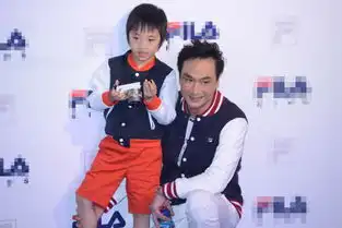 费曼眼角疤痕明显吴镇宇首发声曝儿子伤情现状