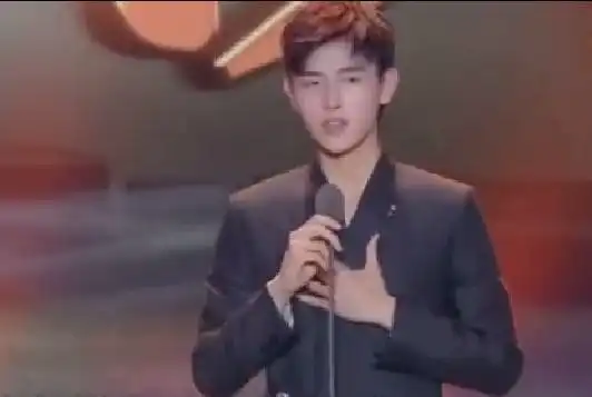 陈飞宇口误青春少年的活力风趣