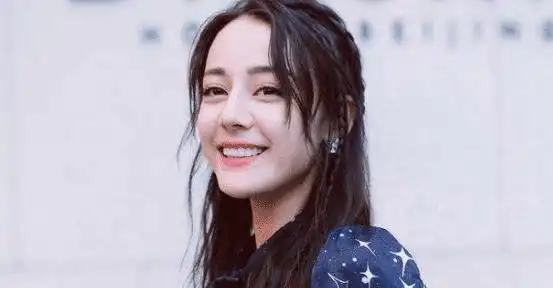 月亮黑黄脸表情包图片佟