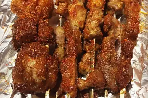 孜然烤羊肉串这样做才好吃,肉质更细腻无膻味,教程步骤详细