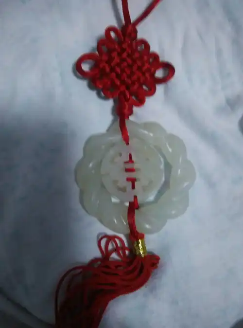 知道这个护身符是什么寓意吗