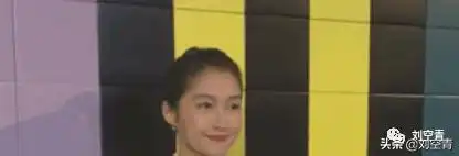 关晓彤土成草莓酱和表情包的背后,真的是老天赏土给她吃