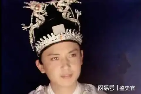 红楼梦北静王是太子死党,四王八公逼宫皇帝,使其成为太上皇