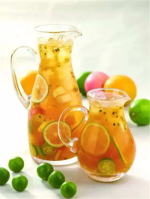 春节宜喝养生茶藕汁蜜糖茶滋阴润燥,金橘茶预防感冒银耳茶养胃生津