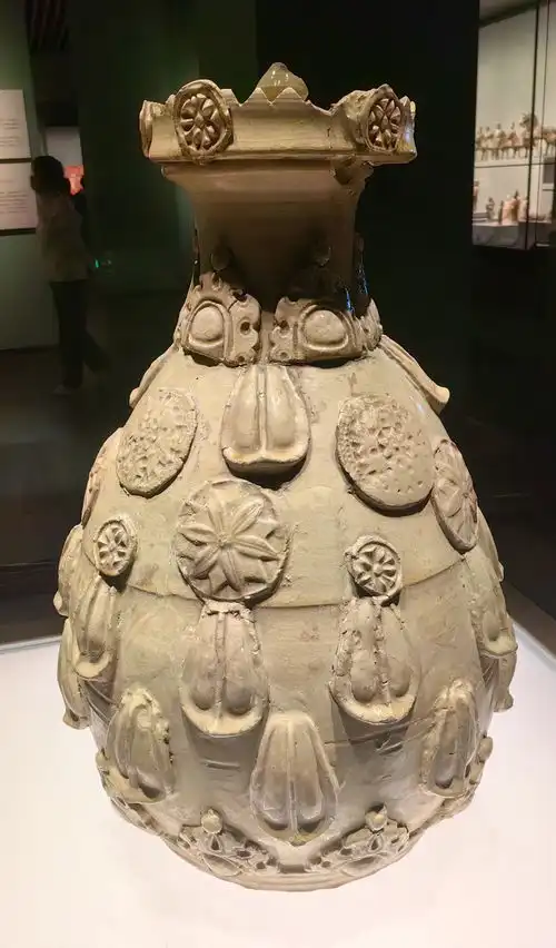 在磁县发现北朝访北朝考古博物馆访古