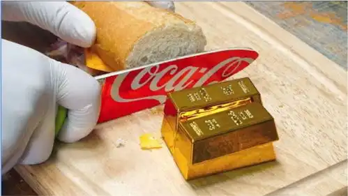 趣味定格动画三明治一切秒变大金条,画面太治愈了