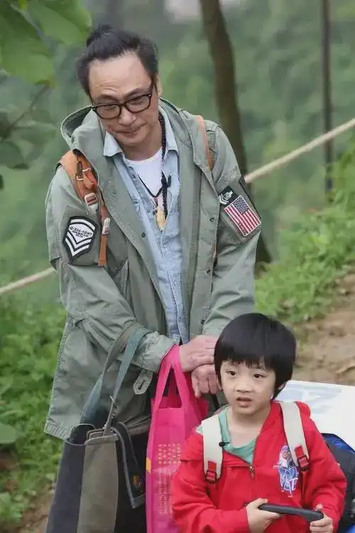 吴镇宇儿子费曼现状