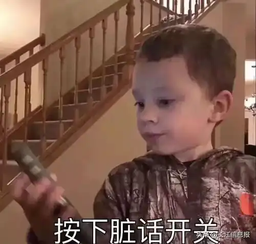 去香港买年货的岳阳人注意了又有假货被查出,一整条街都是