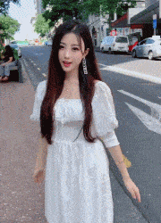搞笑gif图为什么这么漂亮的妹妹没被别人包围观看呢