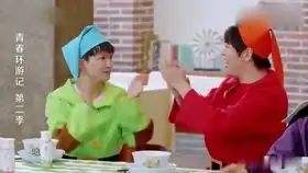 杨丽萍使出九阴白骨爪呼呼生风,贾玲吓到了周深冒犯了
