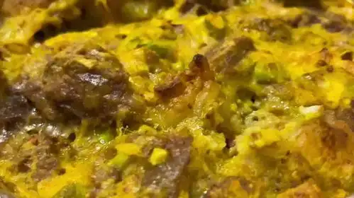 我都不敢说这是挂糊羊肉,怕被新疆人锤挂糊羊肉串新疆美食