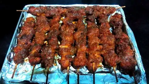 香烤羊肉串的做法香烤羊肉串怎么做冬天的泥鳅的菜谱美食天下